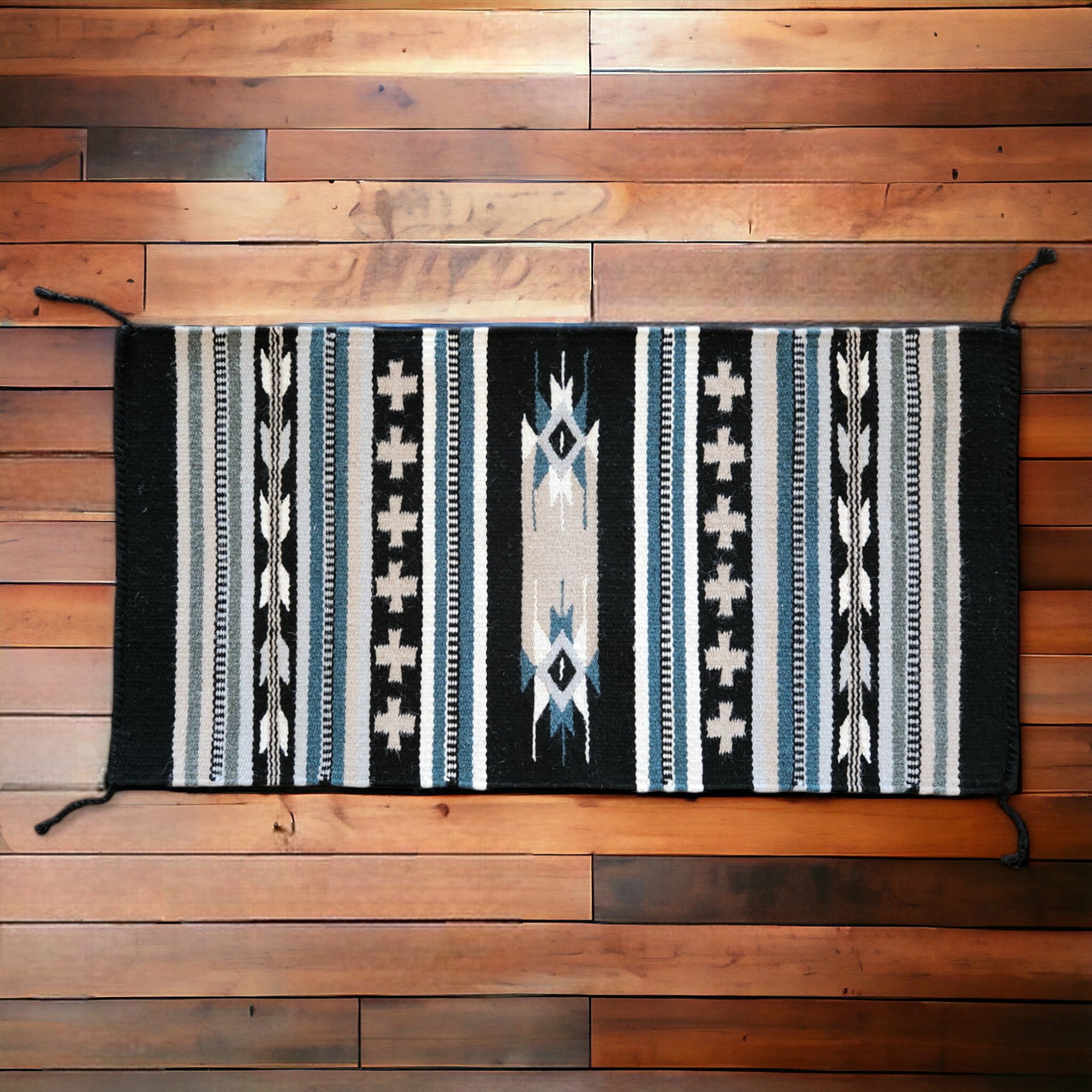 20" X 40" Handwoven Wool Southwestern Rug The Grand Ridge Accent Rug