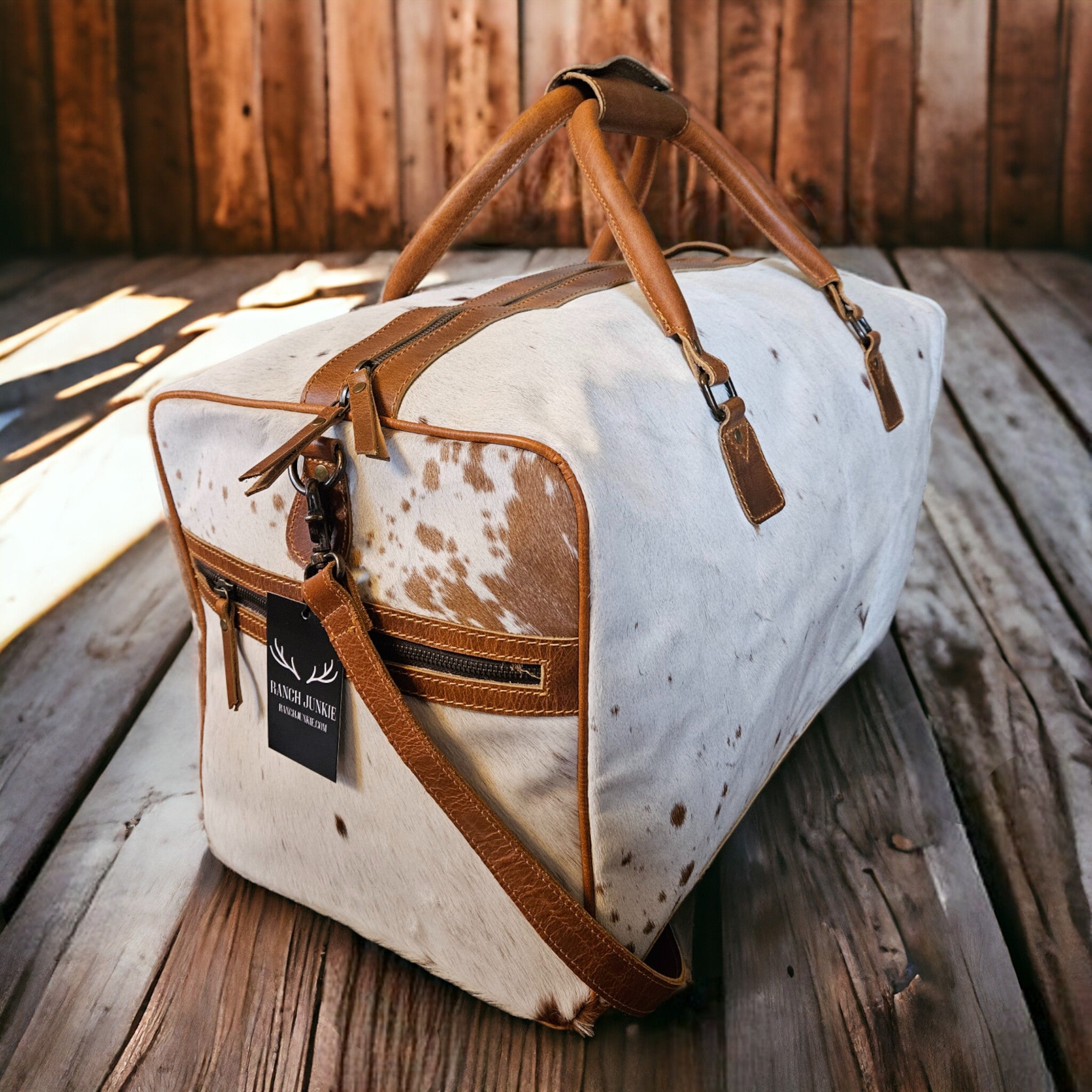 Sample Sale Highlands Saddle Large Genuine Cowhide Weekender Cowhide Duffel #12