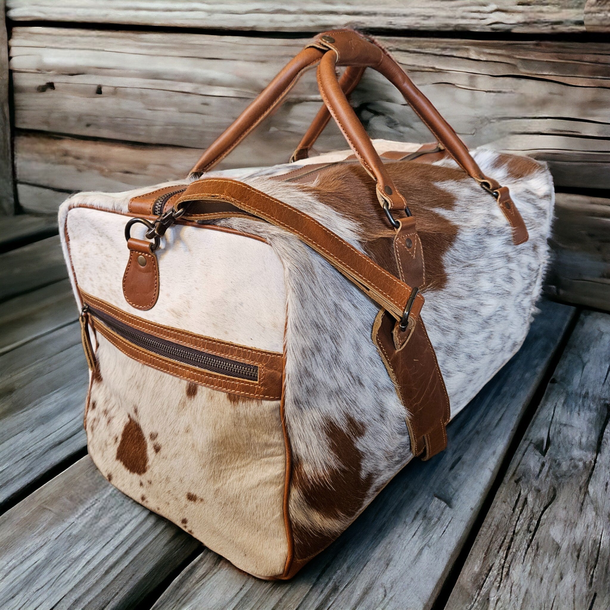 Sample Sale Highlands Saddle Large Genuine Cowhide Weekender Cowhide Duffel #13