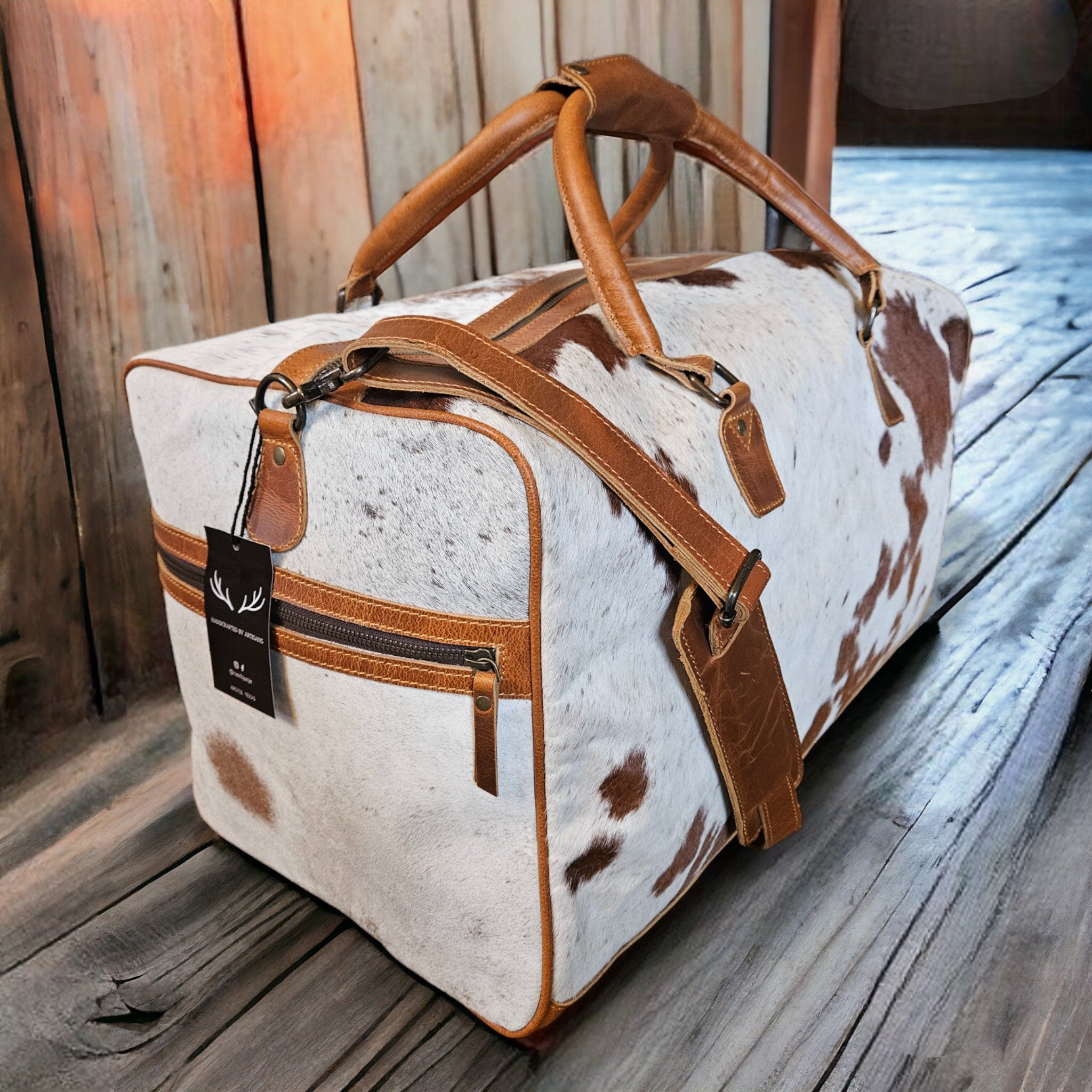 Sample Sale Highlands Saddle Large Genuine Cowhide Weekender Cowhide Duffel #11