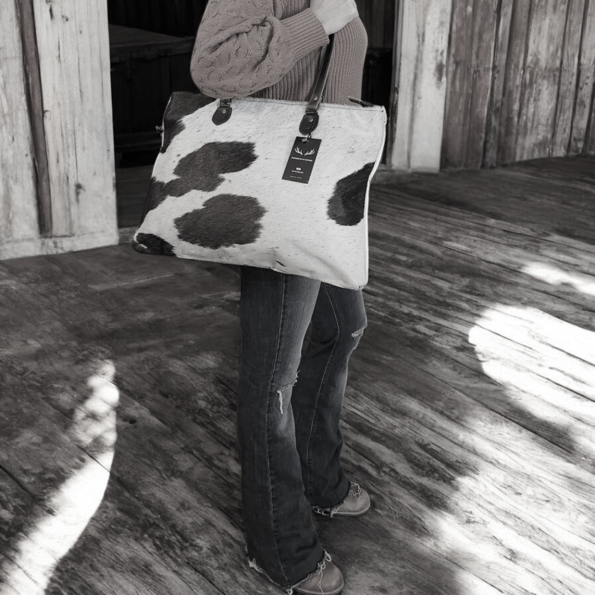 Genuine Cowhide Large Tote Highlands Cowhide Tote Bag Saddle - Ranch Junkie Mercantile LLC
