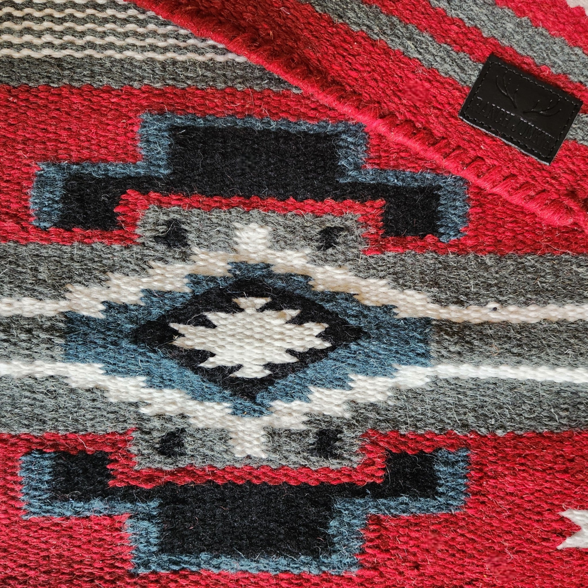 20" X 40" Handwoven Wool Southwestern Rug The Mesa Accent Rug