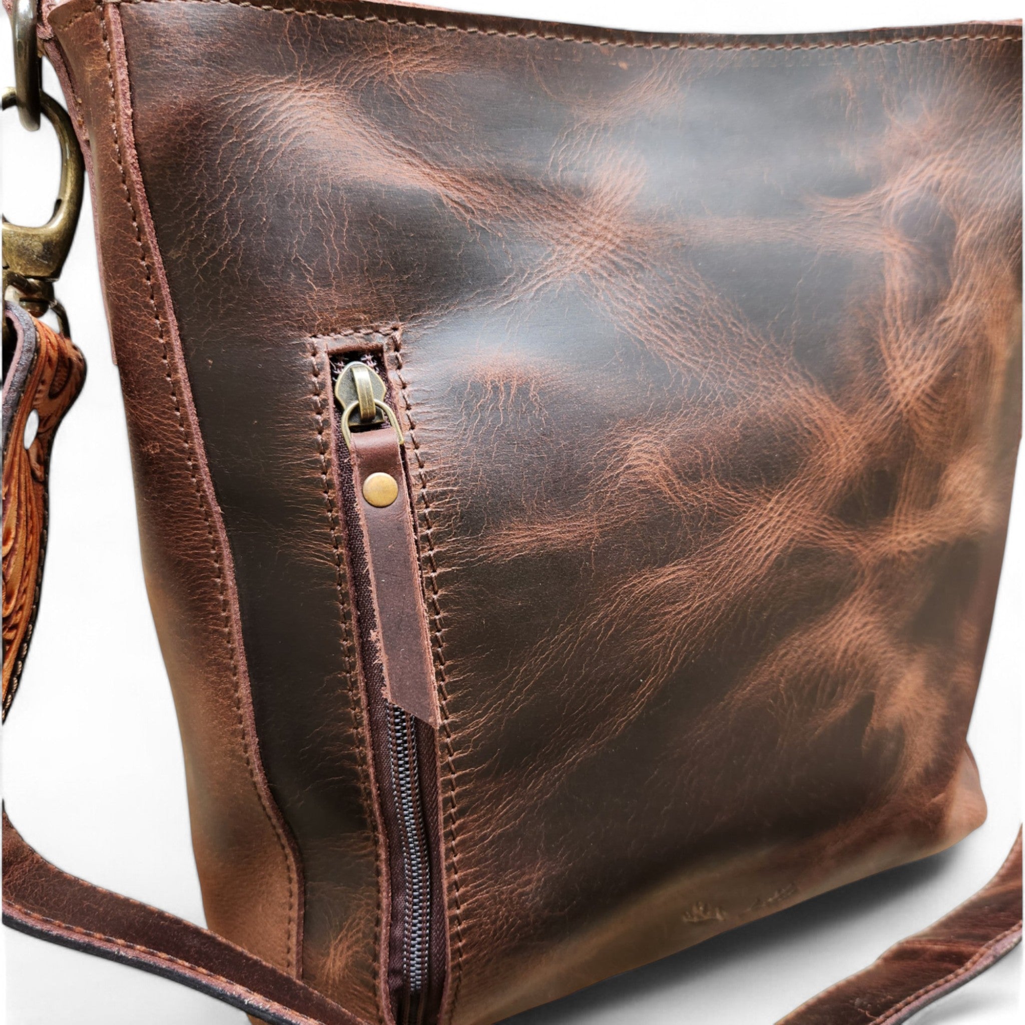 Rancho Detachable Belt Strap Bucket Purse Leather Handbag - Genuine Leather Purse - Ranch Junkie Mercantile LLC