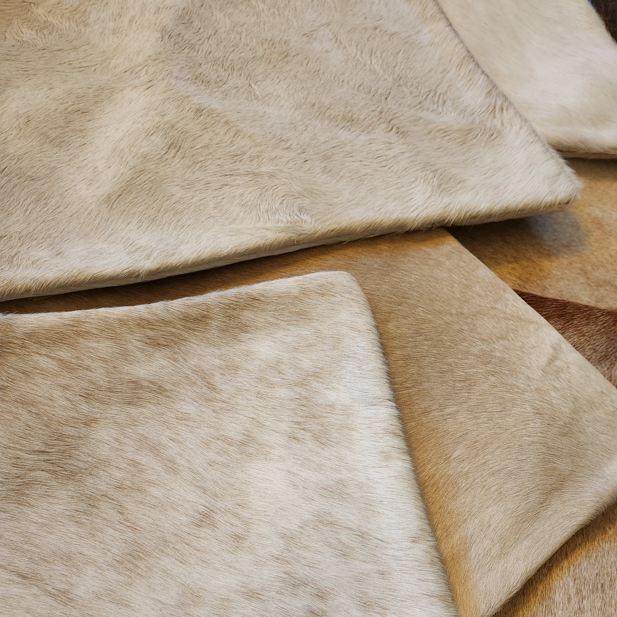 18x18 Genuine Cowhide Pillow Covers Toasted Marshmallow Palomino Double Sided Highlands Cowhide Pillow - Ranch Junkie Mercantile LLC