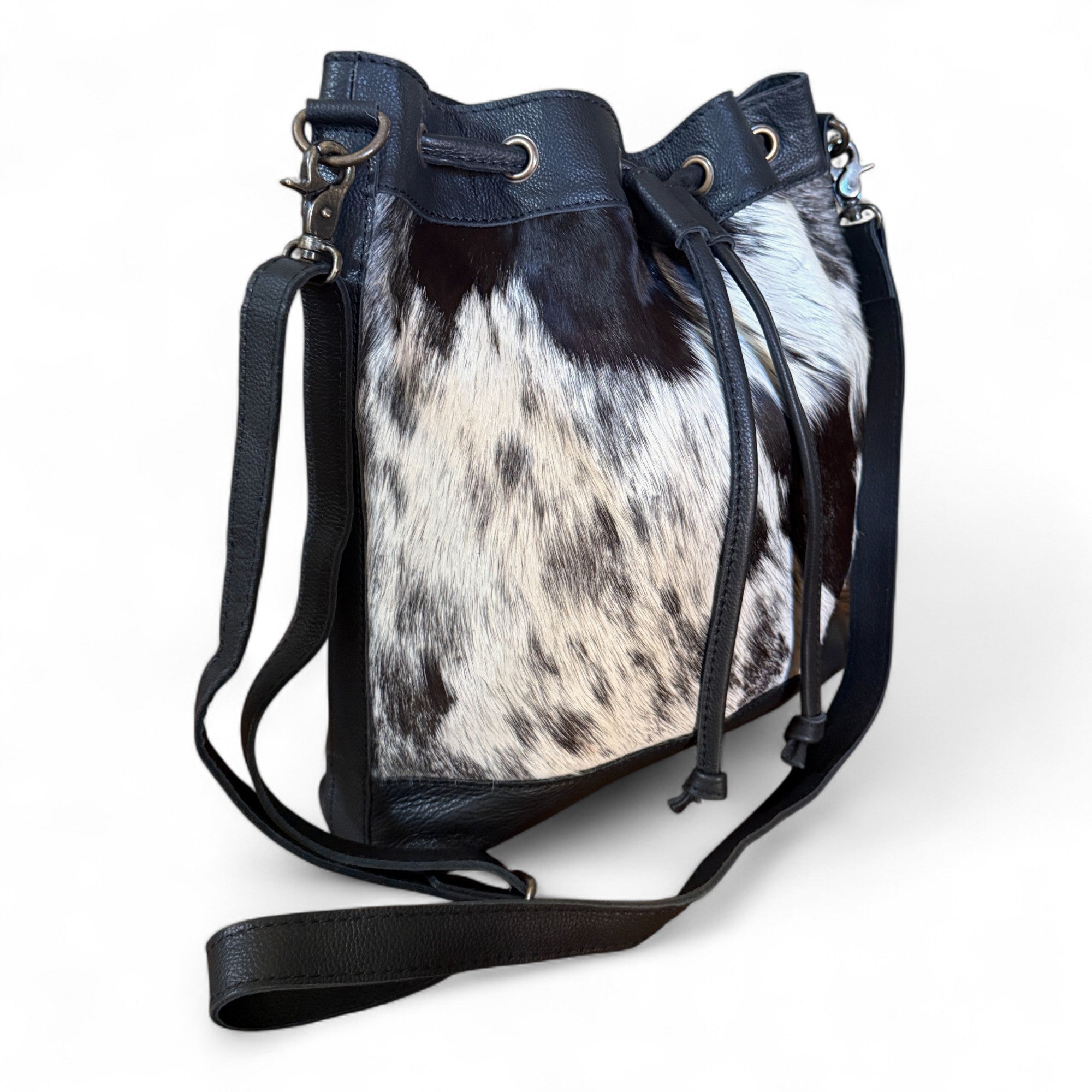 Highlands Large Cowhide Drawstring Bucket Handbag Western Bag