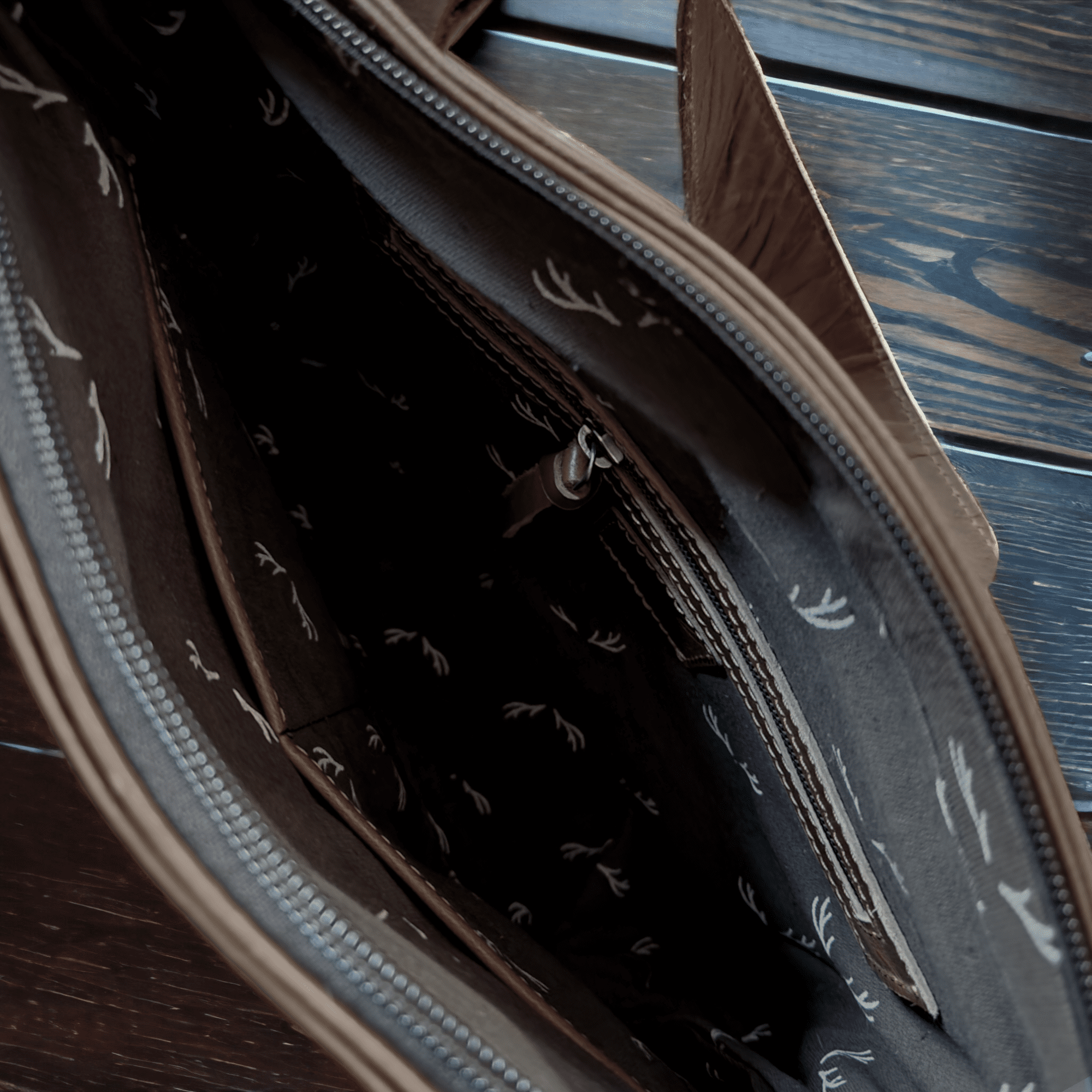 Denali Dark Vintage Brown Genuine Leather Large Tote Bag - Ranch Junkie Mercantile LLC 