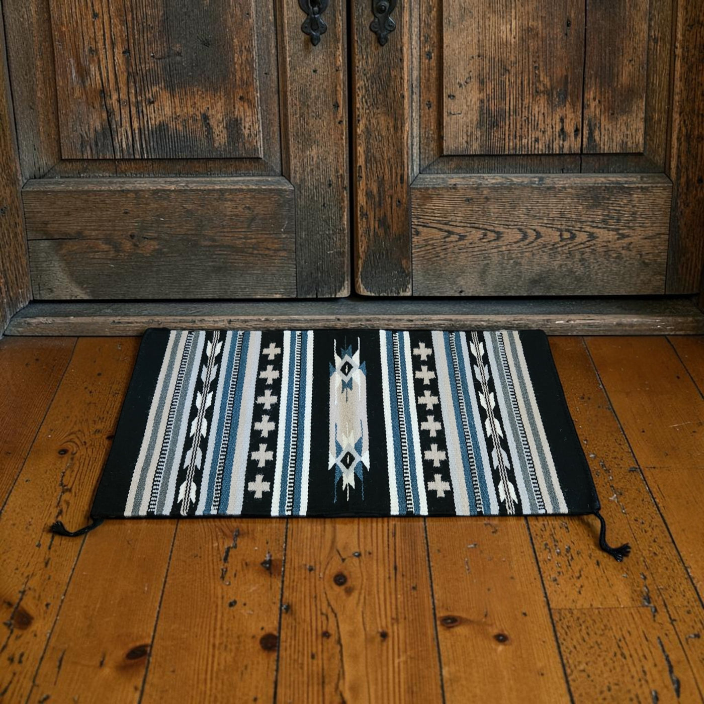 20" X 40" Handwoven Wool Southwestern Rug The Grand Ridge Accent Rug - Ranch Junkie LLC 
