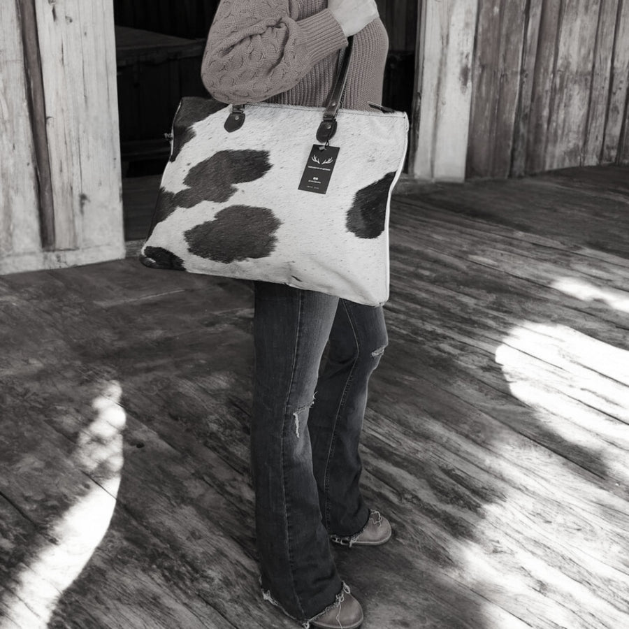 Genuine Cowhide Large Tote Highlands Cowhide Tote Bag Saddle - Ranch Junkie Mercantile LLC 