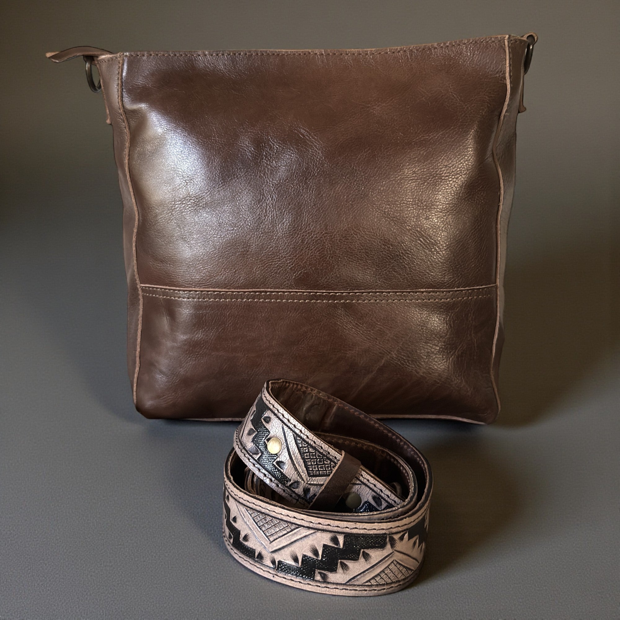 Rancho Genuine Leather Bucket Purse w/ Tooled Leather Strap - Ranch Junkie Mercantile LLC 