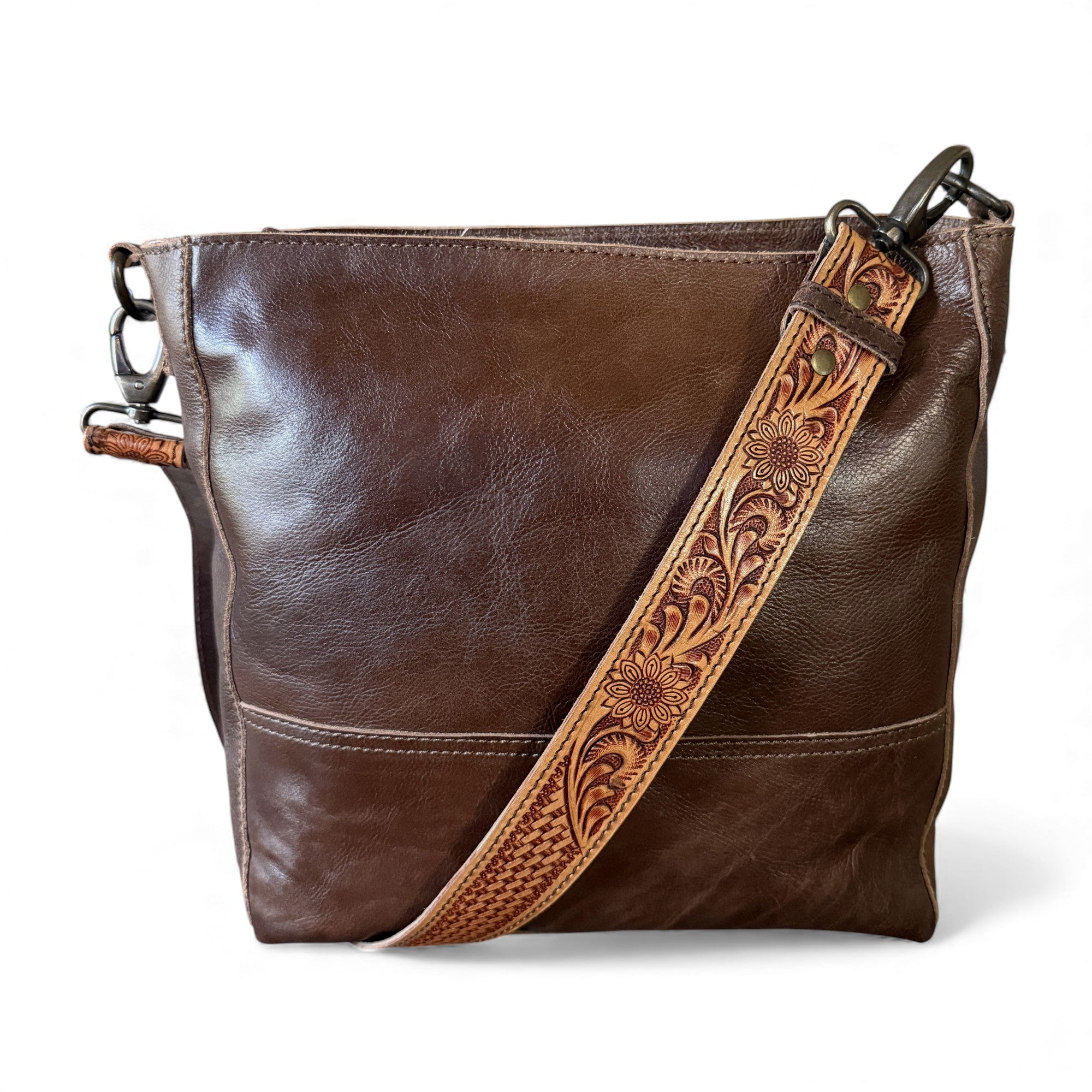 Rancho Genuine Leather Bucket Purse w/ Tooled Leather Strap - Ranch Junkie Mercantile LLC 