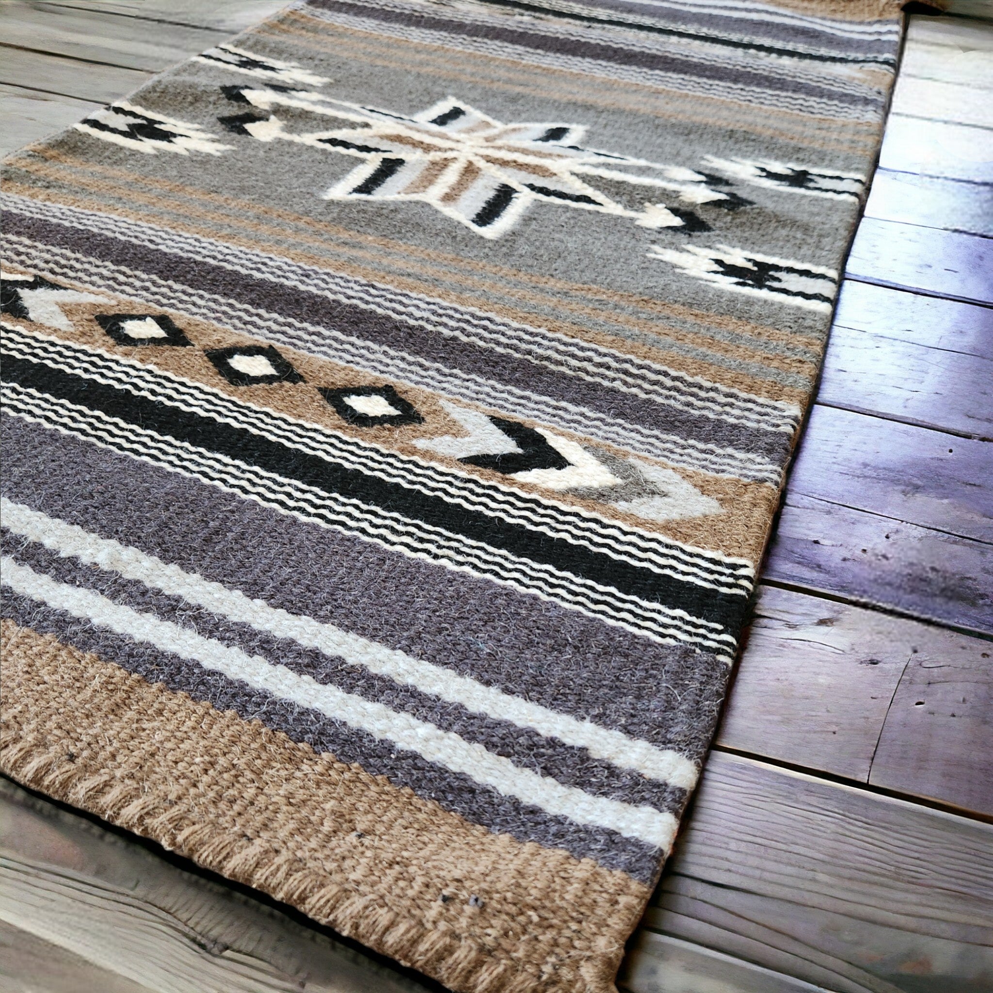 20" X 40" Handwoven Wool Southwestern Rug The Tia Accent Rug