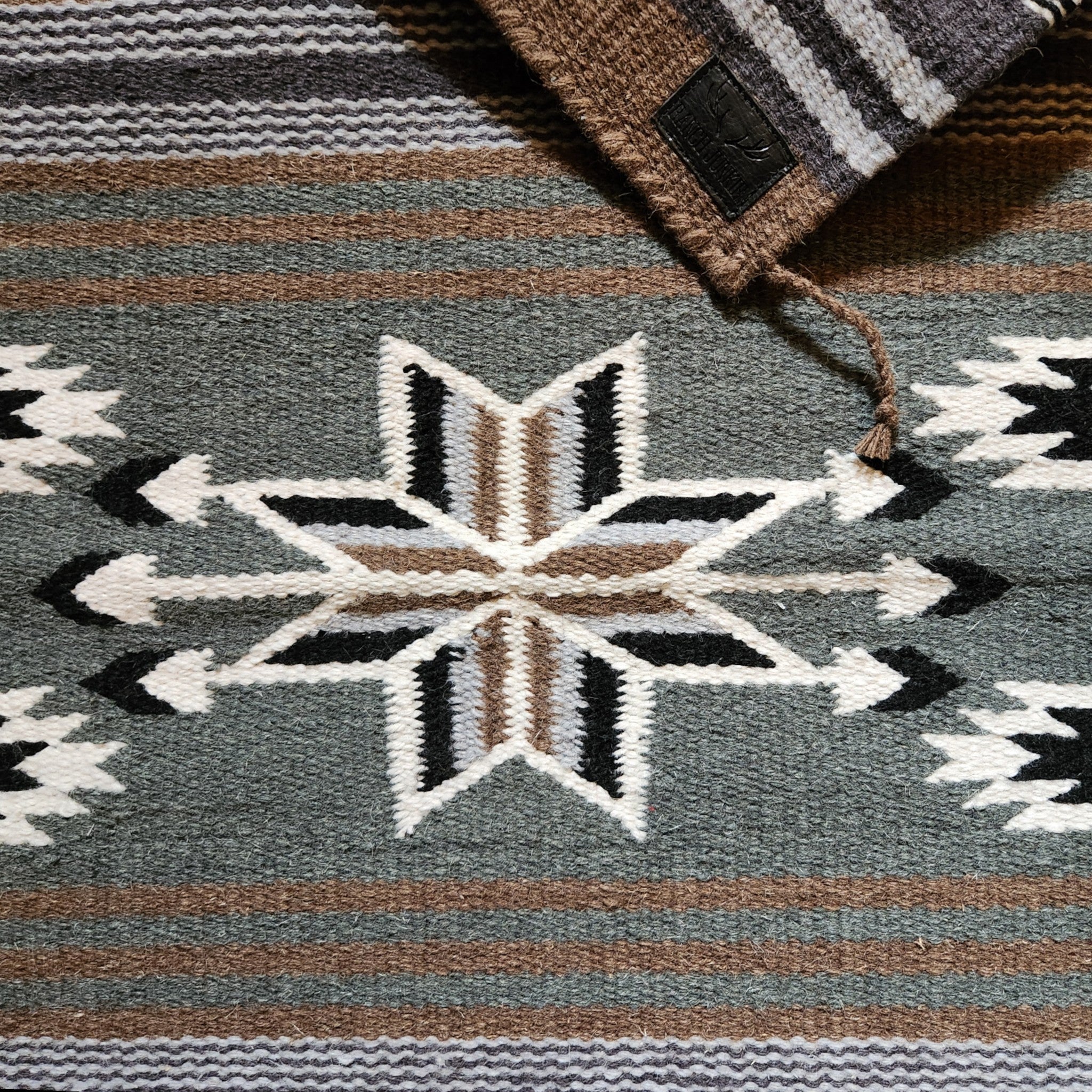 20" X 40" Handwoven Wool Southwestern Rug The Tia Accent Rug - Ranch Junkie Mercantile LLC 