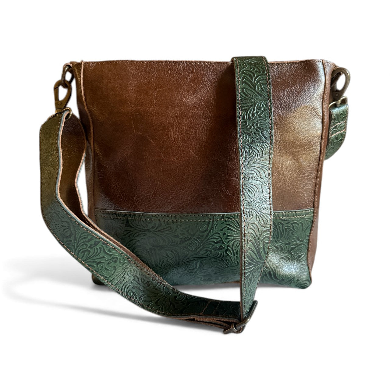 The Rancho Genuine Leather Bucket Purse with Turquoise Embossed Belt Strap - Ranch Junkie Mercantile LLC 