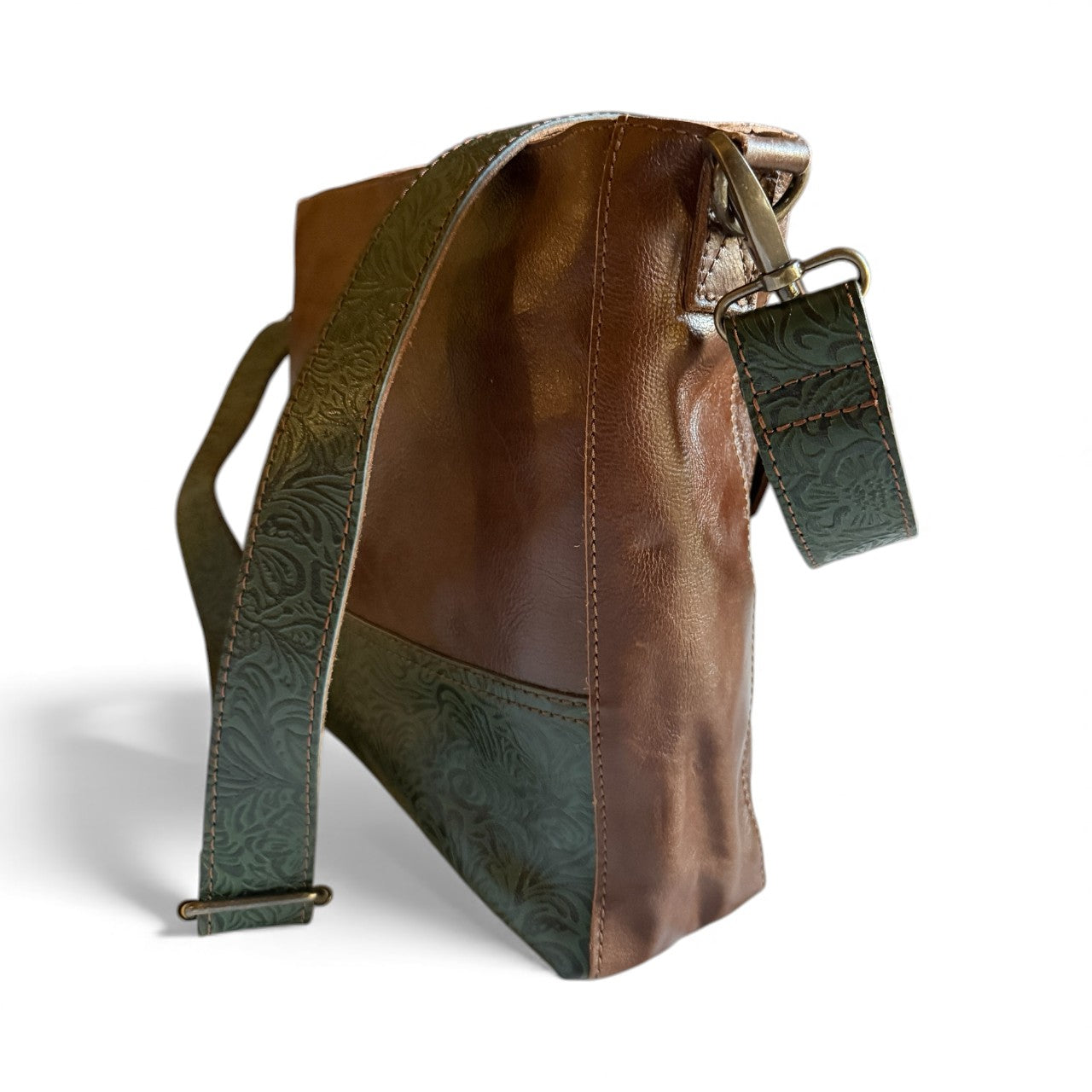 The Rancho Genuine Leather Bucket Purse with Turquoise Embossed Belt Strap - Ranch Junkie Mercantile LLC 