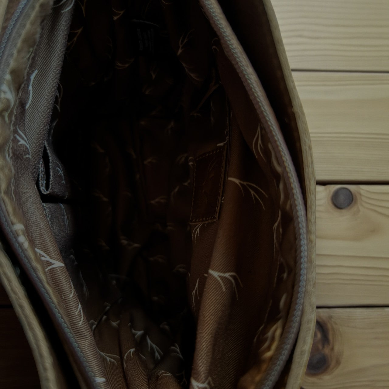 Rancho Boot Stitch Genuine Leather Bucket Purse w/ Tooled Leather Adjustable Strap - Ranch Junkie LLC 